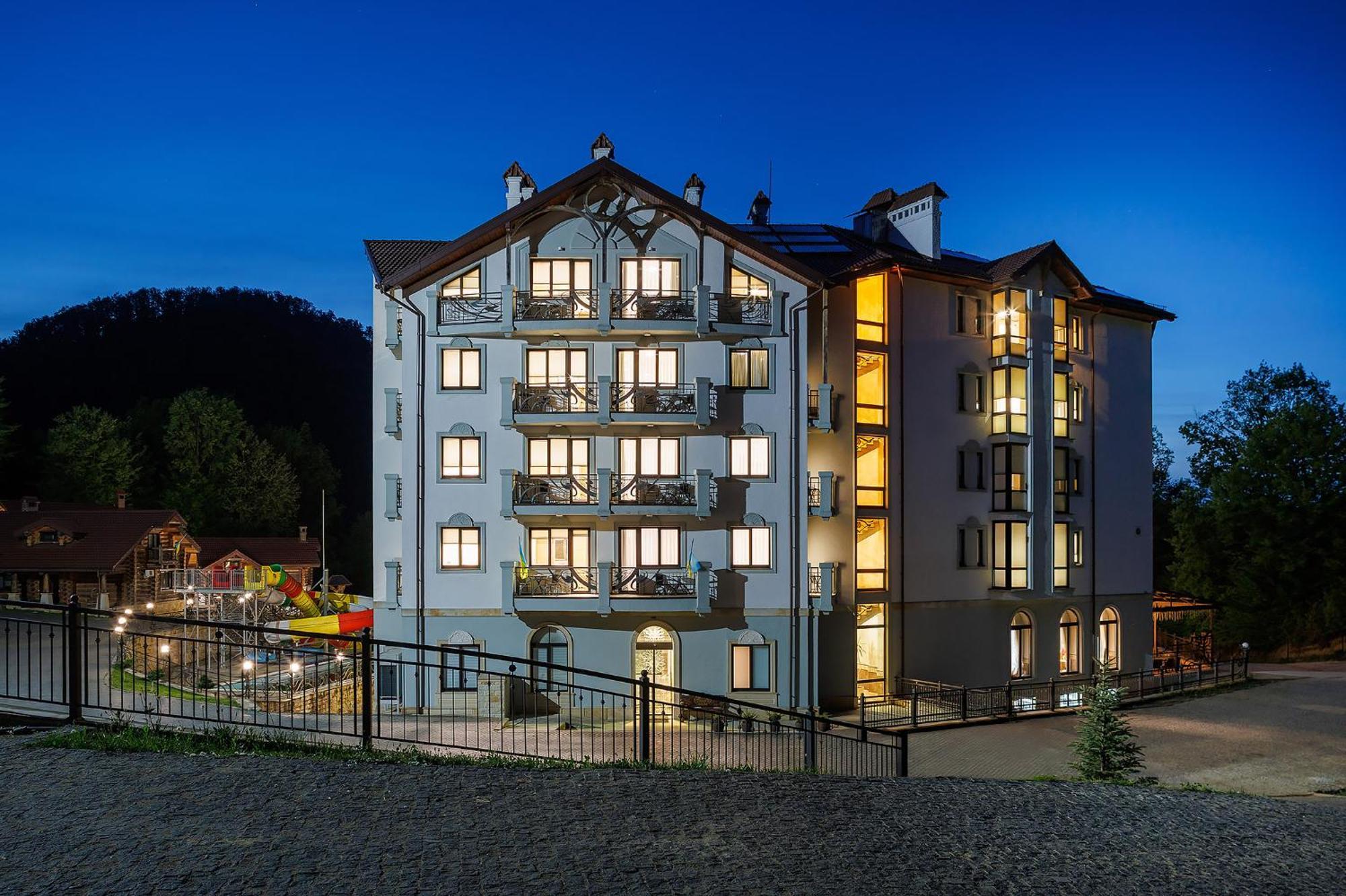 Molfar Resort Hotel & Spa Карпати Shayan Esterno foto